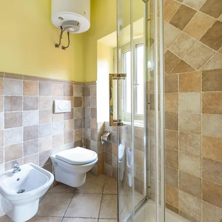 Vicolo Martini - Goelba Appartement