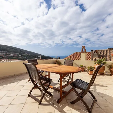 Vicolo Martini - Goelba * Capoliveri (Isola d'Elba)